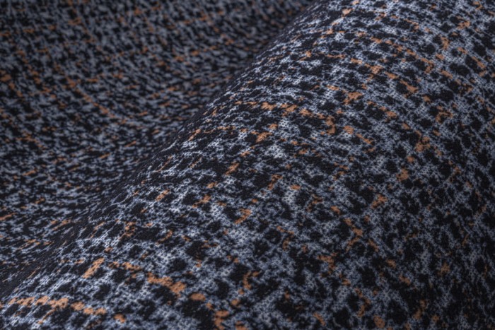 essentials-les-tricots-cashmere-73063-mood.jpg