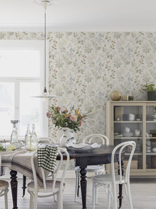 Folklore_Image_Roomshot_DiningArea_Item_3261_PR.jpg
