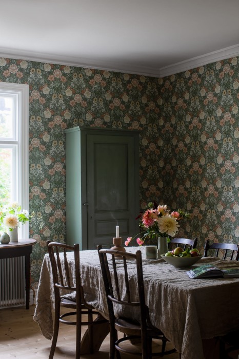 Dahlia_Image_Roomshot_DiningArea_Item_7666.jpg