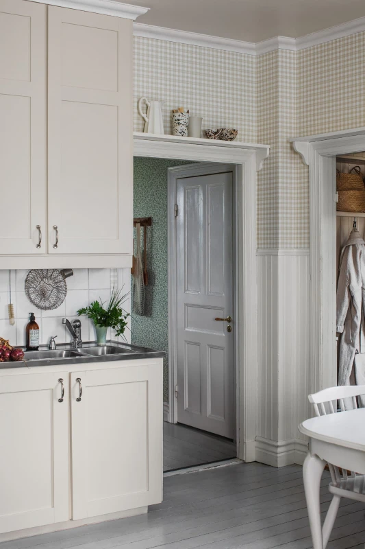 Frida-1_Image_Roomshot_Kitchen_Item_7675.jpg